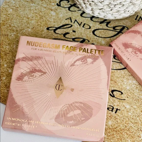 Charlotte Tilbury Highlighter
